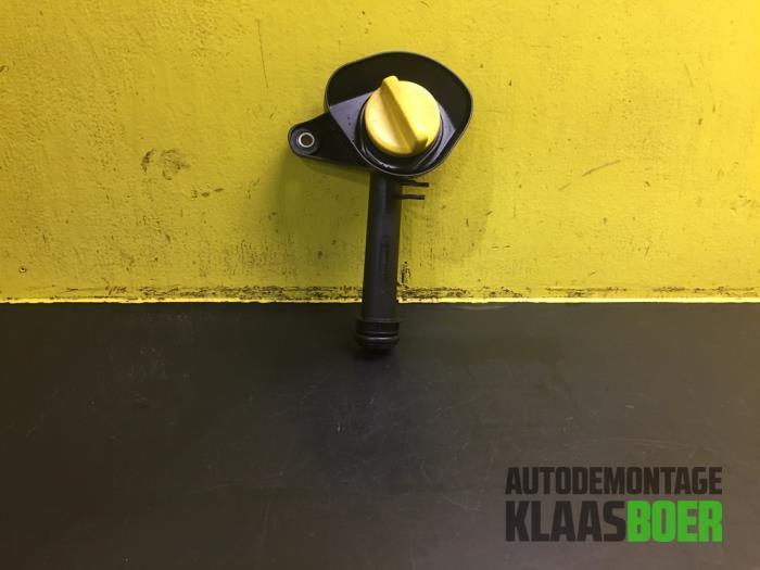 Olie vulpijp van een Dacia Sandero, Auto-onderdelen, Motor en Toebehoren, Dacia, Gebruikt, 6 maanden garantie, 12 maanden garantie