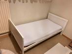 Ledikant meegroeibed 70x140(incl bedrand&matras) +vakkenkast, Ophalen, Zo goed als nieuw