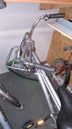Zilverkleurige fiets met lage instap en groene banden, Ophalen, Gebruikt, Overige merken, (Extra) lage instap