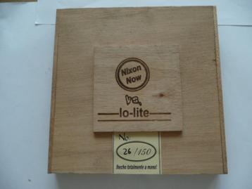 Rare Garagerock in wooden box Lo-Lite / Nixon Now – Split beschikbaar voor biedingen
