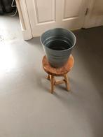 Metalen emmer en krukje, Huis en Inrichting, Krukjes, Ophalen, Gebruikt