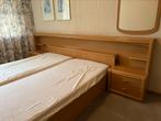 Houten 2 persoons bed, Huis en Inrichting, Slaapkamer | Complete slaapkamers, Ophalen, Gebruikt, Tweepersoons