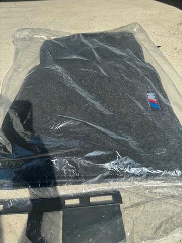 Automatten set BMW E46 M3 NIEUW beschikbaar voor biedingen
