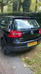 Nieuwe APK! Volkswagen Golf 1.6 16V FSI 85KW 5D 2004 Zwart, Origineel Nederlands, Te koop, 5 stoelen, Benzine