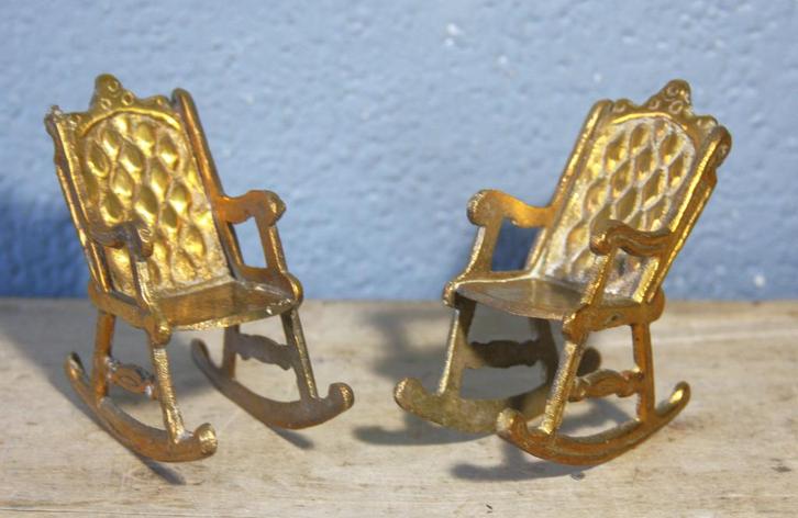 miniatuur koperen schommelstoeltjes (2x), Antiek en Kunst, Antiek | Koper en Brons, Koper, Ophalen