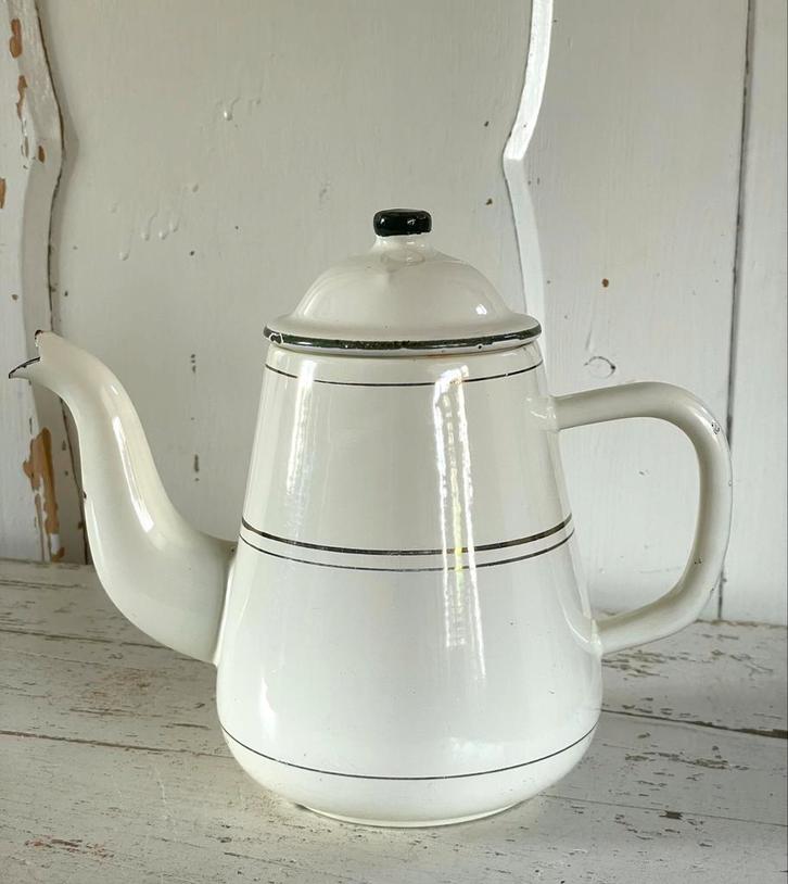 Emaille oud creme theepot gouden biesjes, Antiek en Kunst, Antiek | Emaille, Ophalen of Verzenden
