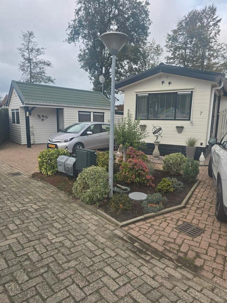 CHALET OP 290M2 EIGEN GROND TE KOOP., Huizen en Kamers, Recreatiewoningen te koop
