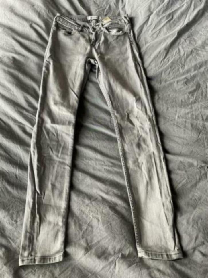 + Zo goed als nieuwe Scotch & Soda spijkerbroek. Maat 28/30., Kleding | Dames, Spijkerbroeken en Jeans, Zo goed als nieuw, W28 - W29 (confectie 36)