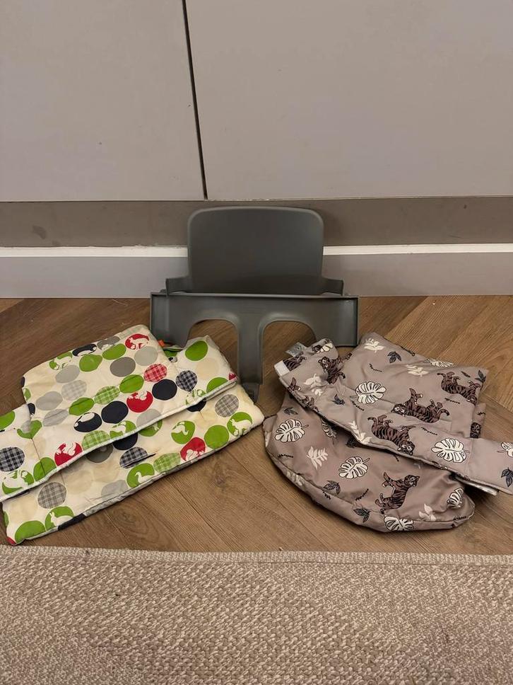 Stokke Stoelverkleiner + 2 Hoezen, Kinderen en Baby's, Babykleding | Overige, Zo goed als nieuw, Jongetje of Meisje, Ophalen of Verzenden