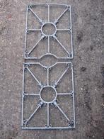 54,5x68,5 en 71,5 cm IJzeren deurrooster in twee delen, Antiek en Kunst, Curiosa en Brocante, Ophalen