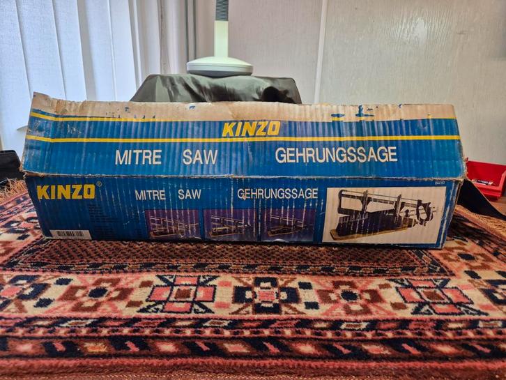 Kinzo verstekzaag, Doe-het-zelf en Verbouw, Gereedschap | Zaagmachines, Zo goed als nieuw, Ophalen of Verzenden
