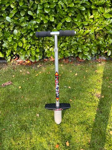 Springstok / Pogo Stick Jajambo beschikbaar voor biedingen