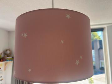 Roze Lampenkap met Sterren beschikbaar voor biedingen