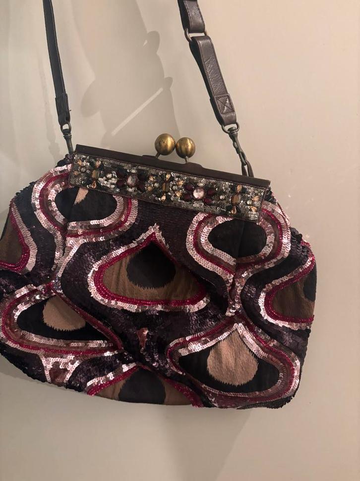Bruine schoudertas met Pailletten boho maliparmi, Sieraden, Tassen en Uiterlijk, Tassen | Damestassen, Gebruikt, Avondtasje, Bruin