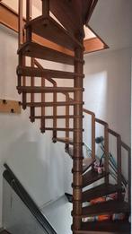 eiken houten trap 95 cm breed 330 cm hoog, Doe-het-zelf en Verbouw, Ladders en Trappen, Ophalen, Zo goed als nieuw, 2 tot 4 meter