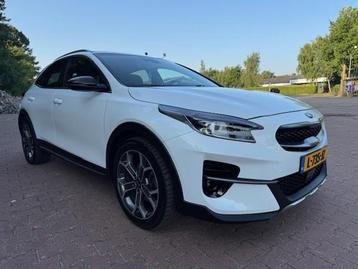 Kia Xceed 1.5 T-GDi MHEV DYNAMIC PLUS LINE/PANO/ACARPLAY/HLE beschikbaar voor biedingen