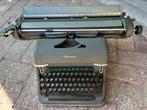 Oyderwetse typemachine, Diversen, Typemachines, Ophalen of Verzenden, Zo goed als nieuw