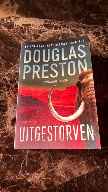 Douglas Preston - Uitgestorven beschikbaar voor biedingen
