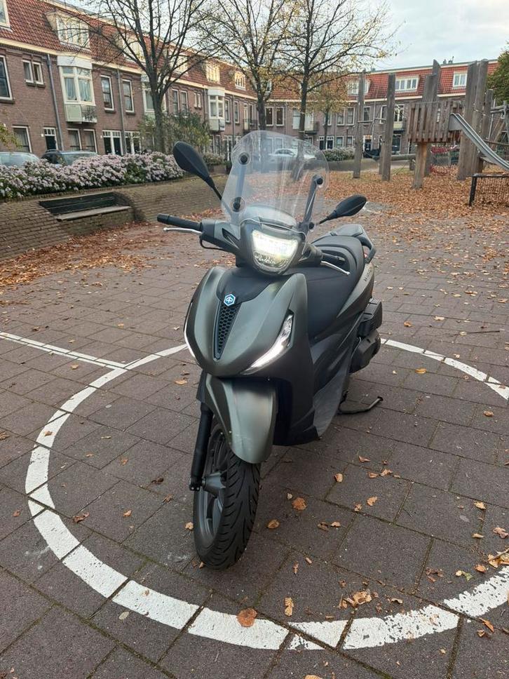 Piaggio Beverly 400 S (2023) - Topstaat!, Fietsen en Brommers, Scooters | Piaggio, Zo goed als nieuw, Overige modellen, Benzine
