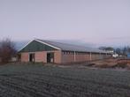 Zeer nette kalverschuur, prefab wanden, rvs inventaris, Doe-het-zelf en Verbouw, Overige Doe-het-zelf en Verbouw, Ophalen, Gebruikt