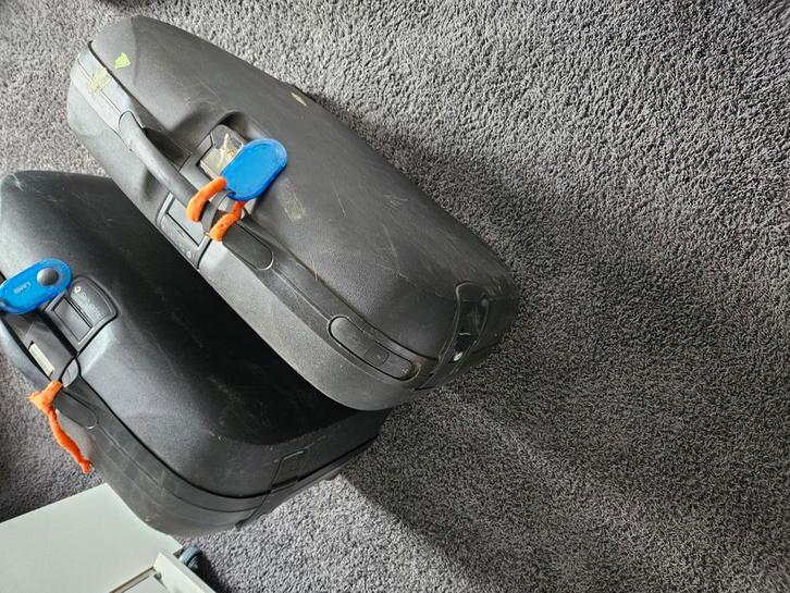 Samsonite koffers 2 stuks, Sieraden, Tassen en Uiterlijk, Koffers, Zo goed als nieuw, Hard kunststof, 70 cm of meer, 45 tot 55 cm