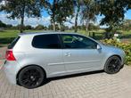 Volkswagen Golf 2.0 FSI 110KW 3D 2004 Grijs, Stof, 4 cilinders, 1984 cc, 149 pk