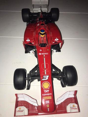 Bestuurbare Ferrari formule 1 auto