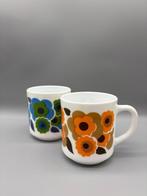 Set Arcopal Lotus Mokken 70's 2 stuks, Ophalen of Verzenden, Huis en Inrichting