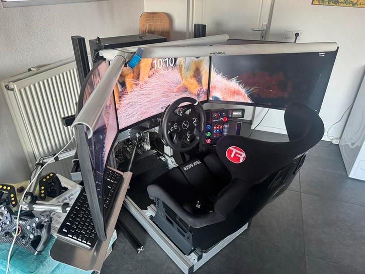 Complete Simrig met PC - Moza, Treq, RTX 4070, Spelcomputers en Games, Spelcomputers | Overige, Zo goed als nieuw, Ophalen