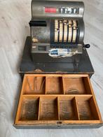 Vintage National Kassa, Ophalen