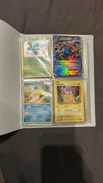 Pokemon kaarten in boekje, Hobby en Vrije tijd, Verzamelkaartspellen | Pokémon, Ophalen of Verzenden, Zo goed als nieuw