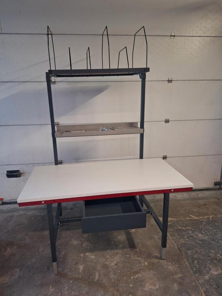 Werkbank inpaktafel knutseltafel, Doe-het-zelf en Verbouw, Werkbanken, Zo goed als nieuw, Ophalen