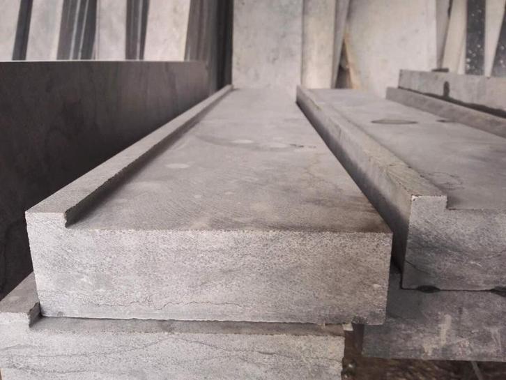 Deurdorpels/raamdorpels in Chinese hardsteen, Doe-het-zelf en Verbouw, Metselstenen, Nieuw, Natuurstenen, Ophalen