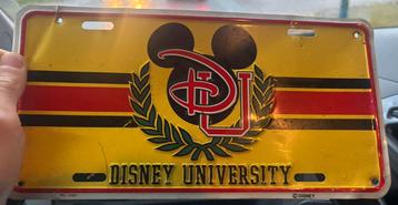 Kentekenplaat Disney University beschikbaar voor biedingen