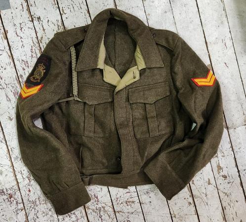 Vintage uniform Korps Mariniers, Verzamelen, Militaria | Algemeen, Marine, Kleding of Schoenen, Nederland, Ophalen of Verzenden