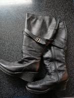 Brede Schacht Laarzen met Plateauzool mt 38, Kleding | Dames, Schoenen, Hoge laarzen, Zwart, Ophalen of Verzenden, Zo goed als nieuw