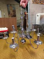 Mooie zilevrkleurige kroonluchter, Ophalen, Zo goed als nieuw