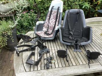 Twee complete bobike achterop kinderzitjes tot 22 kilo beschikbaar voor biedingen