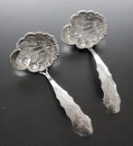 Een paar Nederlands zilveren strooilepel., Ophalen of Verzenden, Zilver
