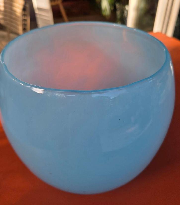 Blauwe handgemaakte vaas, Antiek en Kunst, Antiek | Glas en Kristal, Ophalen