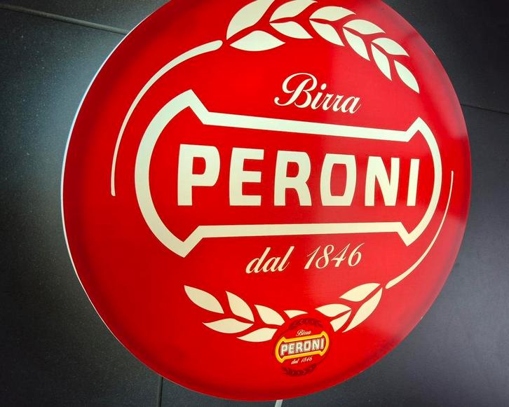 Peroni Birra LED Lichtreclame, Verzamelen, Merken en Reclamevoorwerpen, Zo goed als nieuw, Lichtbak of (neon) lamp, Ophalen of Verzenden