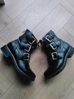 Mooie zwarte laarsjes bikerboots Dolcis 39, Kleding | Dames, Schoenen, Ophalen of Verzenden