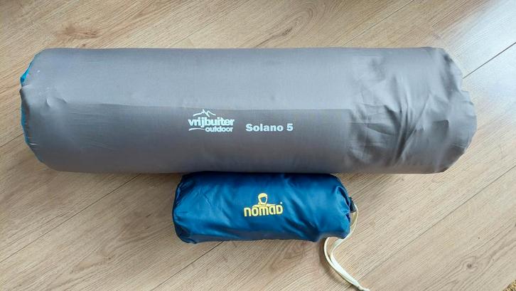 Vrijbuiter Solano 5 slaapmat + Nomad kussen, Caravans en Kamperen, Slaapmatten, Zo goed als nieuw, Ophalen of Verzenden
