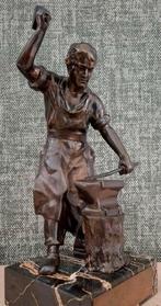 Prachtig bronzen beeld van een smid 31cm, Antiek en Kunst, Antiek | Koper en Brons, Verzenden