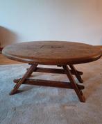 Ronde eiken Belgische betaaltafel, Ophalen