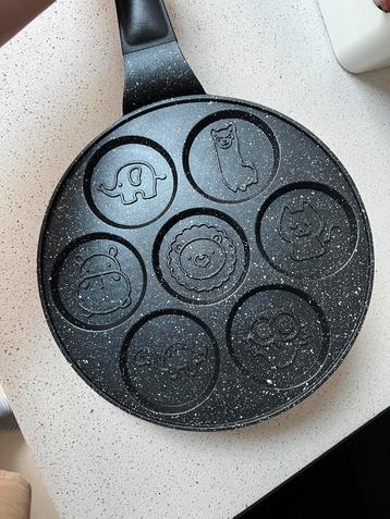 Cheffinger kinderpannenkoekenpan met leuke dieren designs  beschikbaar voor biedingen