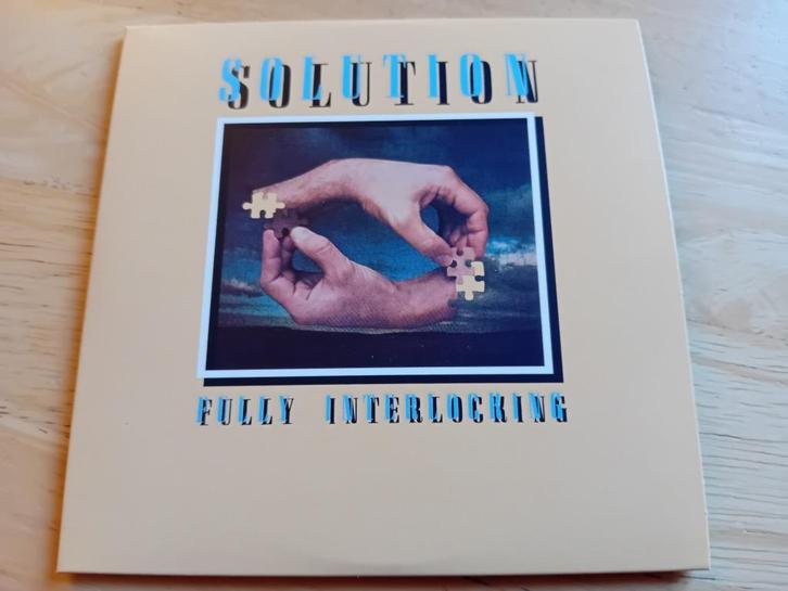 CD Solution - Fully Interlocking + 4 extra tracks, Cd's en Dvd's, Cd's | Rock, Verzenden