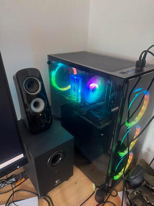 Game pc te koop!, Computers en Software, Desktop Pc's, Zo goed als nieuw, 4 Ghz of meer, SSD, Ophalen
