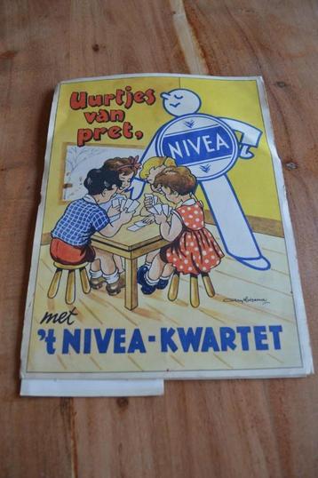 71 jaar oud Vintage kwartet Nivea kwartetspel 1954   beschikbaar voor biedingen