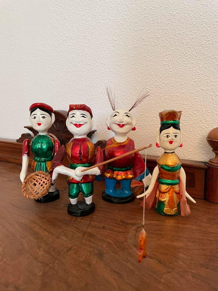 Vier Vietnamese poppen, Antiek en Kunst, Kunst | Niet-Westerse kunst, Ophalen of Verzenden